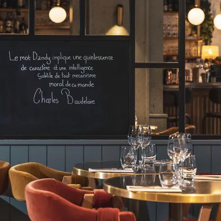 Love hotel Avec Nuit Insolite Au Dandy Et Jacuzzi Privatise (adults Only) Paris