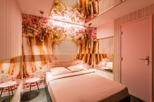 Love hotel Avec Nuit Insolite Au Dandy Et Jacuzzi Privatise (adults Only)