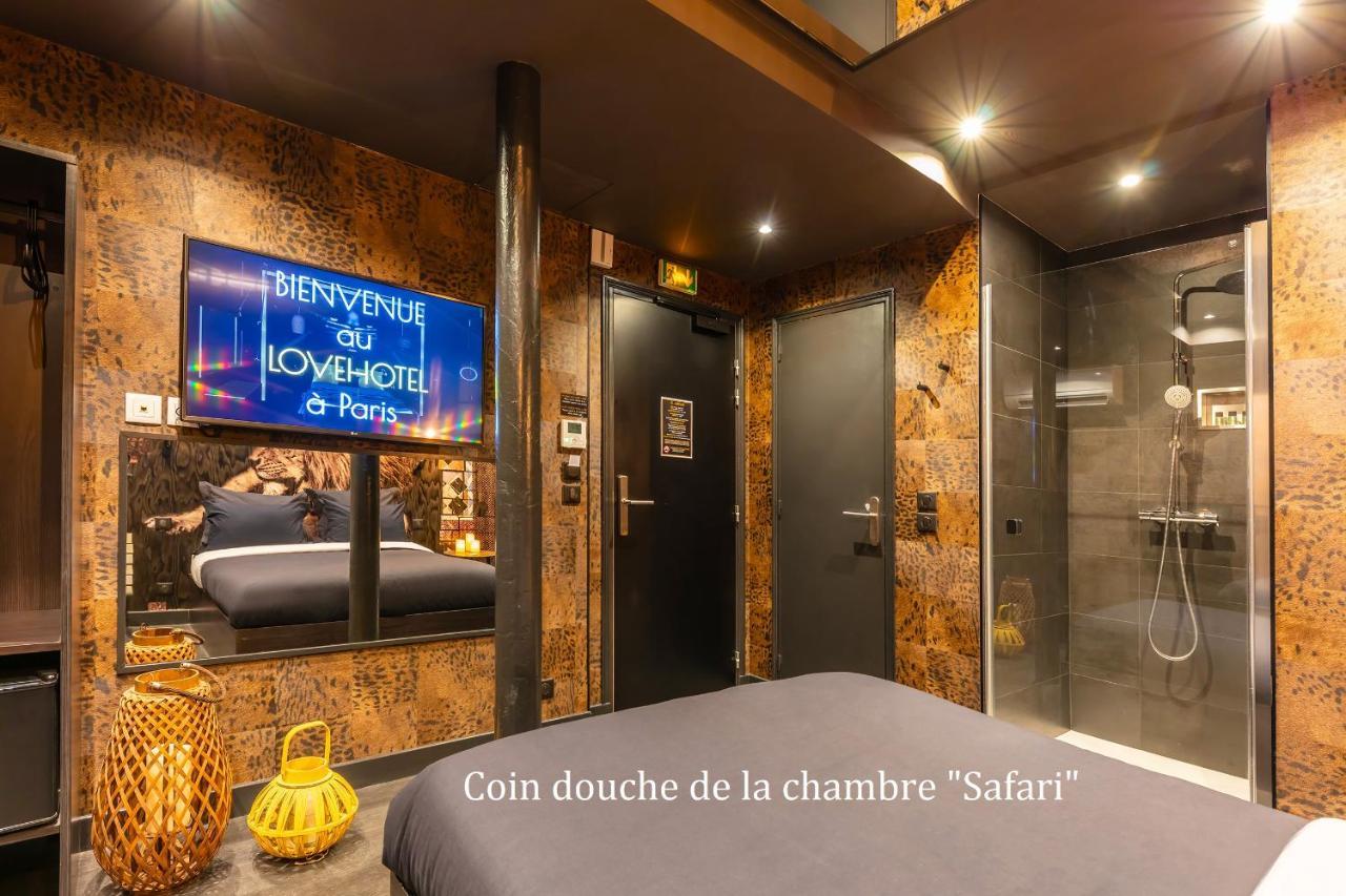 Avec Nuit Insolite Au Dandy Et Jacuzzi Privatise (adults Only) Love hotel Parigi