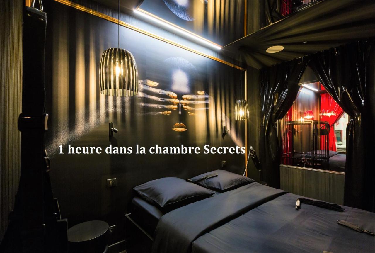 Love hotel Avec Nuit Insolite Au Dandy Et Jacuzzi Privatise (adults Only) Parigi